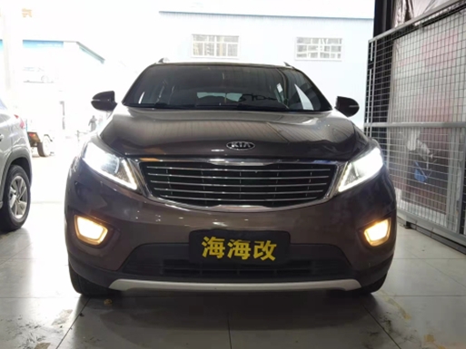 车灯升级：起亚智跑升级led双光透镜